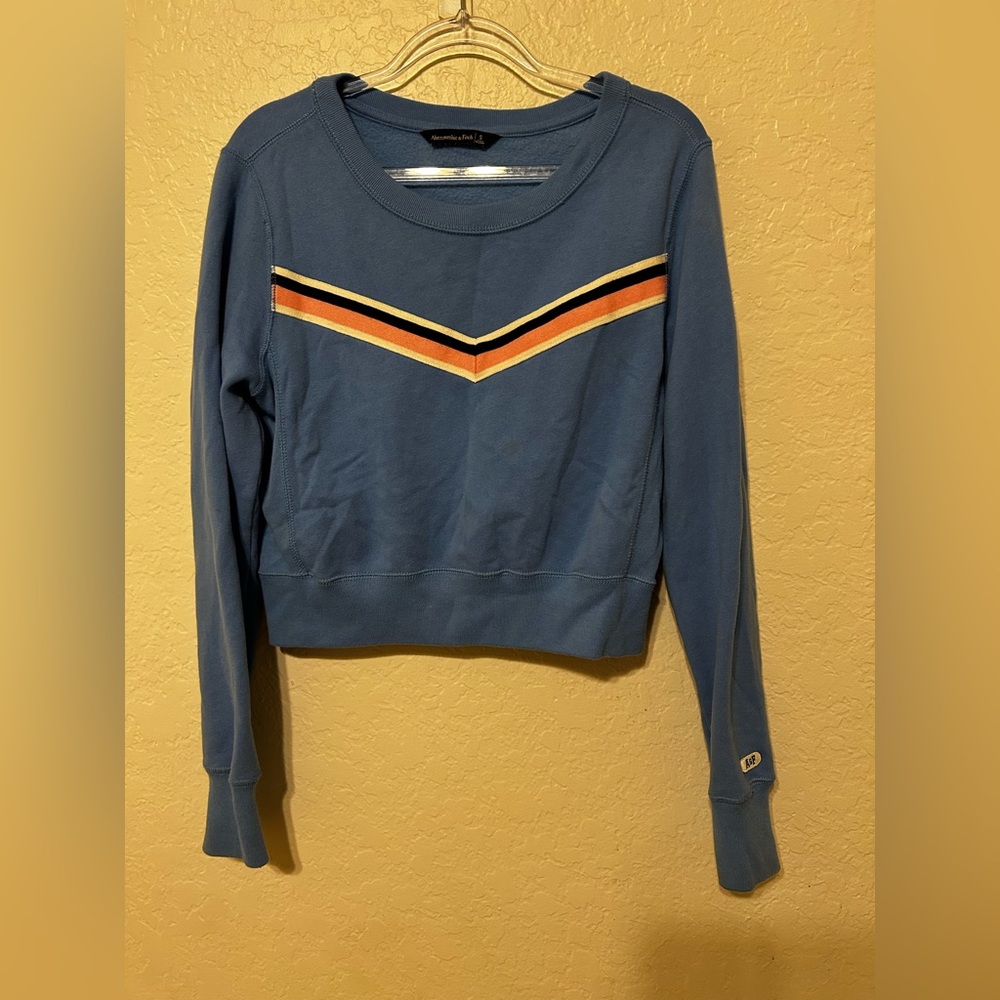🪗Abercrombie & Fitch Blue Chevron Sweatshirt size S women’s GUC.. - Picture 2 of 9